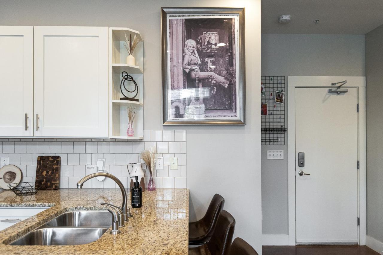 Stunning Nashville Condo Minutes From Broadway Exterior foto